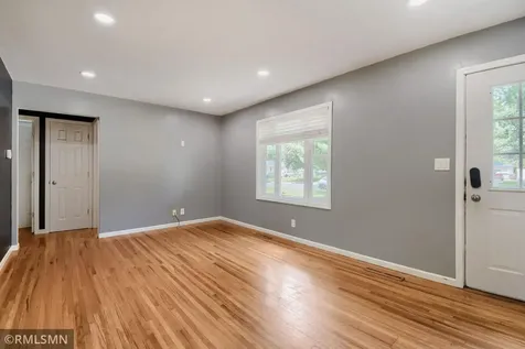 911 5th Street W Hastings MN 55033