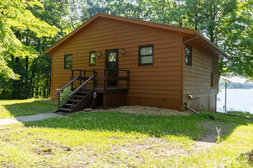 31620 395th Place Aitkin MN 56431