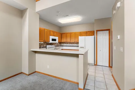 1610 Woodlynn Avenue Maplewood MN 55109