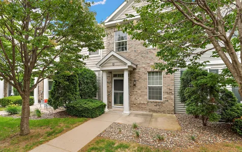 1610 Woodlynn Avenue Maplewood MN 55109