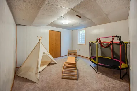 2211 Regent Lane SW Rochester MN 55902