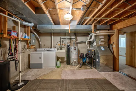 2211 Regent Lane SW Rochester MN 55902