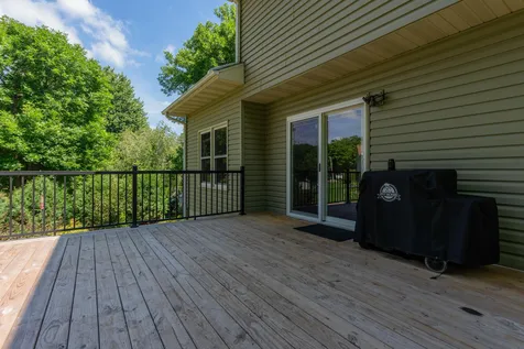 2211 Regent Lane SW Rochester MN 55902