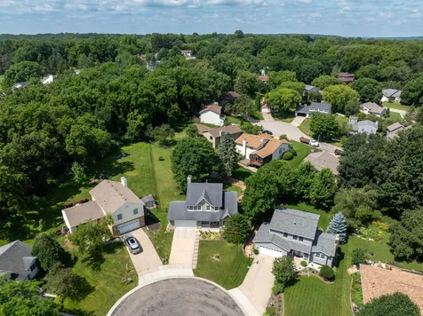 2211 Regent Lane SW Rochester MN 55902