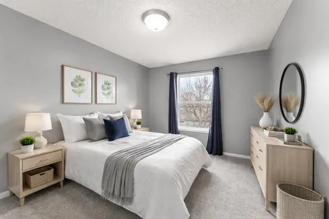 2454 Sandstone Place Woodbury MN 55129