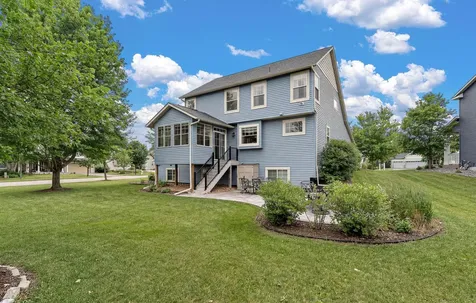 2454 Sandstone Place Woodbury MN 55129