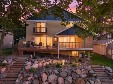 10022 Lake Mist Drive Pine City MN 55030