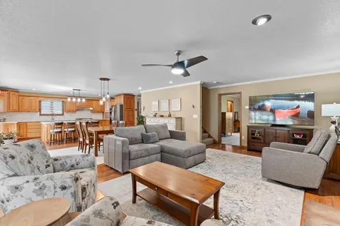 10022 Lake Mist Drive Pine City MN 55030