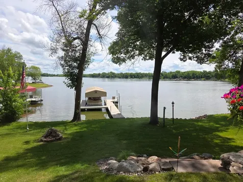 10022 Lake Mist Drive Pine City MN 55030