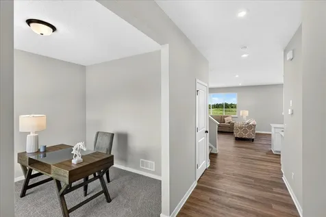 1931 Pierce Street SE Cambridge MN 55008