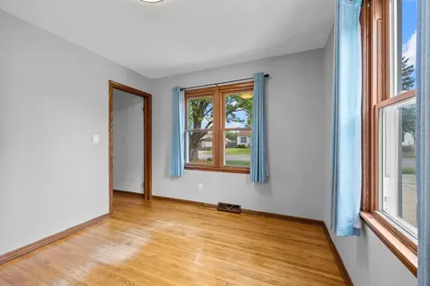 1033 Dayton Avenue Saint Paul Park MN 55071