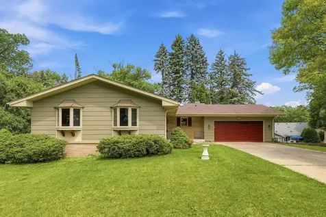 1527 E Windemere Circle NE Fridley MN 55421