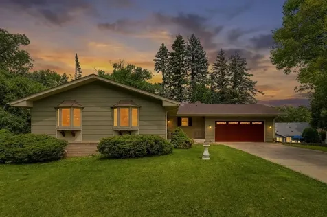 1527 E Windemere Circle NE Fridley MN 55421