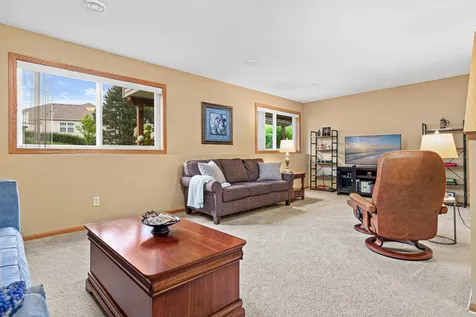 15118 Dutchman Way Apple Valley MN 55124