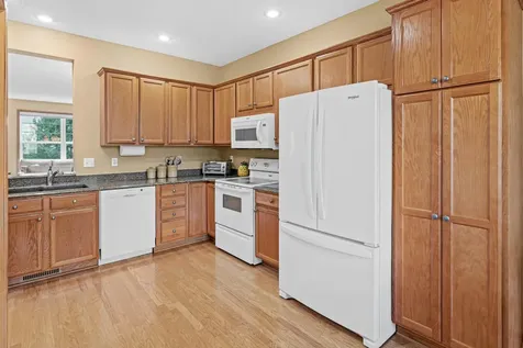 15118 Dutchman Way Apple Valley MN 55124