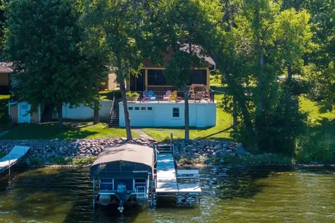 911 Reed Street N Waterville MN 56096