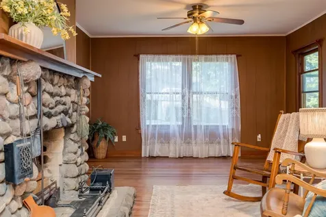 911 Reed Street N Waterville MN 56096