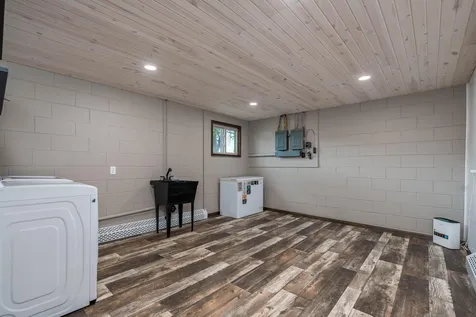 56977 142nd Street Mapleton MN 56065