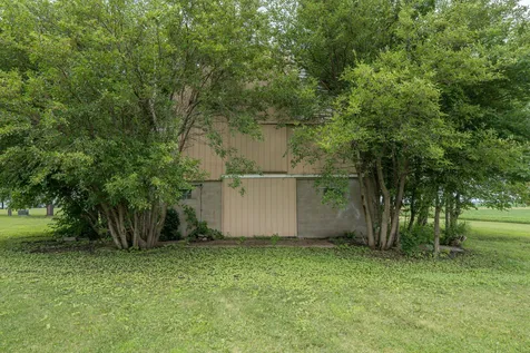 56977 142nd Street Mapleton MN 56065