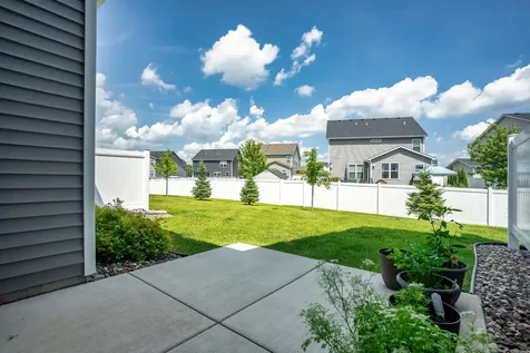 11283 Crestbury Drive Woodbury MN 55129