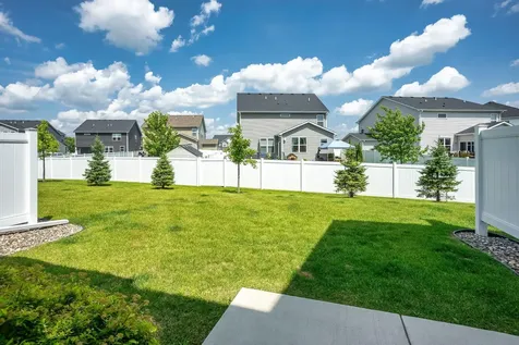 11283 Crestbury Drive Woodbury MN 55129