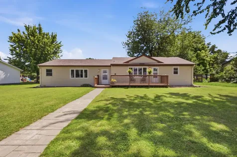 613 E Elm Avenue Olivia MN 56277