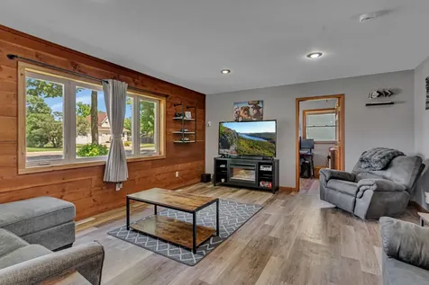 613 E Elm Avenue Olivia MN 56277