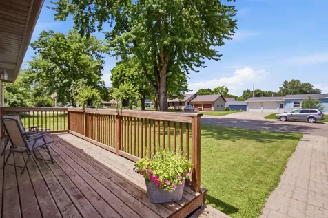 613 E Elm Avenue Olivia MN 56277