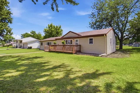 613 E Elm Avenue Olivia MN 56277