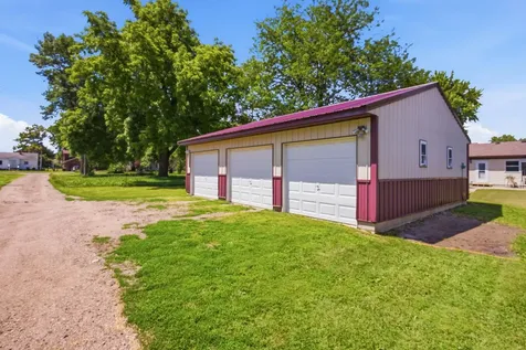 613 E Elm Avenue Olivia MN 56277