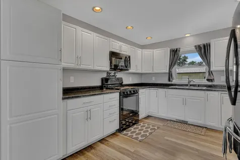 613 E Elm Avenue Olivia MN 56277