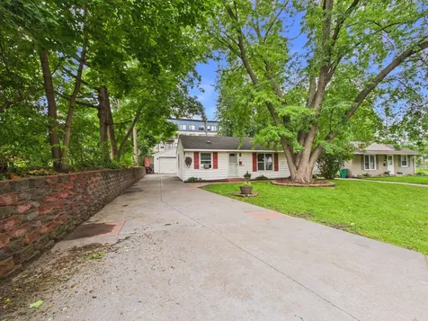 2940 Sumter Avenue S Saint Louis Park MN 55426