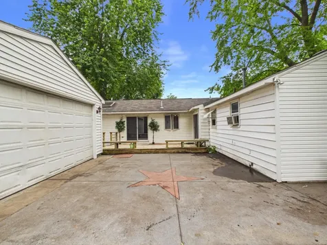 2940 Sumter Avenue S Saint Louis Park MN 55426