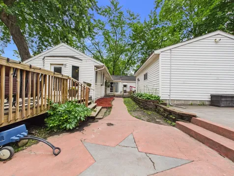 2940 Sumter Avenue S Saint Louis Park MN 55426