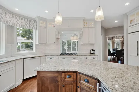 7000 Weston Circle Edina MN 55439