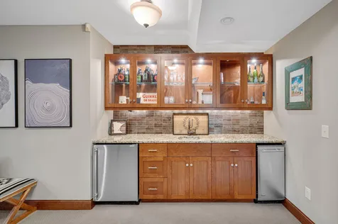 7000 Weston Circle Edina MN 55439