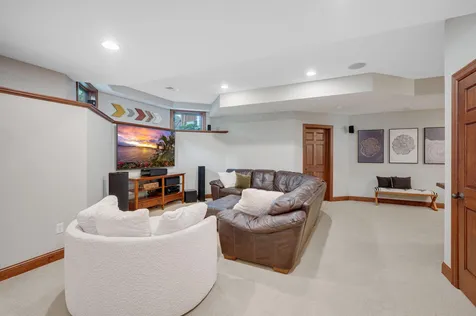 7000 Weston Circle Edina MN 55439