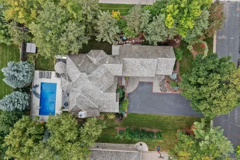 7000 Weston Circle Edina MN 55439