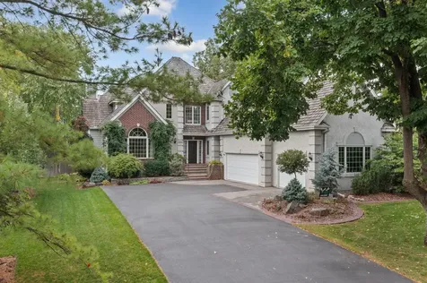7000 Weston Circle Edina MN 55439