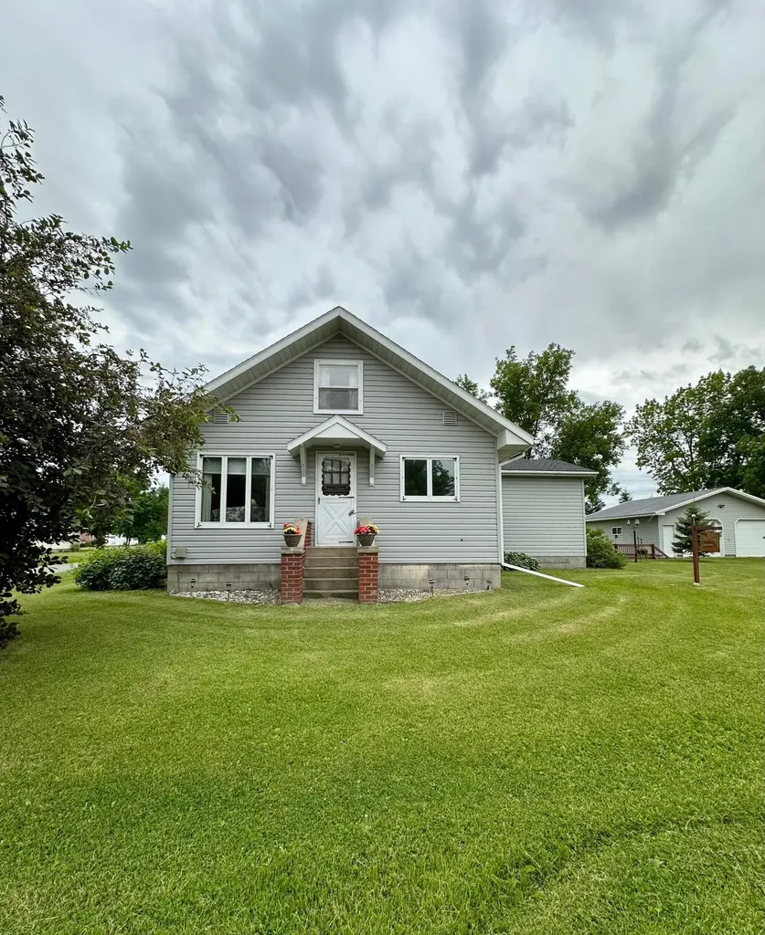 7664 Highway 11 Loman MN 56654