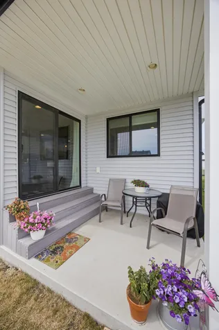 504 6th Street E Horace ND 58047