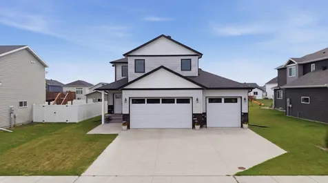 504 6th Street E Horace ND 58047