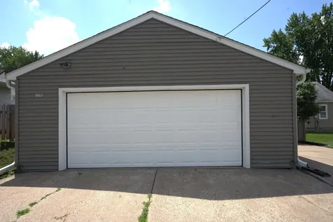 1945 Nevada Avenue E Saint Paul MN 55119