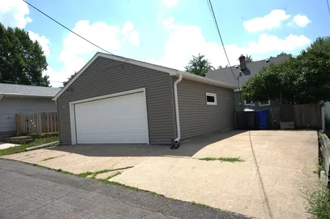 1945 Nevada Avenue E Saint Paul MN 55119