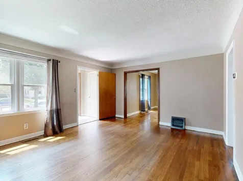 1945 Nevada Avenue E Saint Paul MN 55119