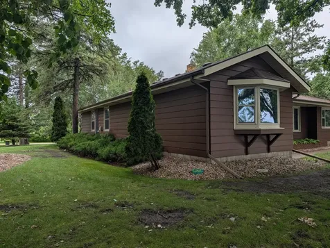 2113 Country Club Drive NE Willmar MN 56201