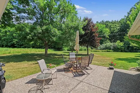 594 Cherrywood Court Red Wing MN 55066