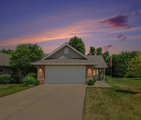 594 Cherrywood Court Red Wing MN 55066