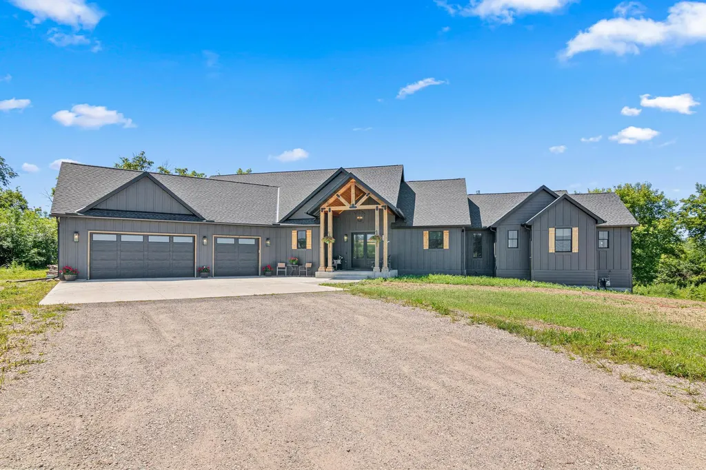7575 Greenfield Road Loretto MN 55357