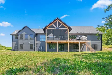 7575 Greenfield Road Loretto MN 55357